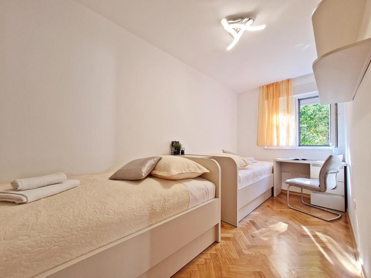 Split City Apartment Rosemary المظهر الخارجي الصورة