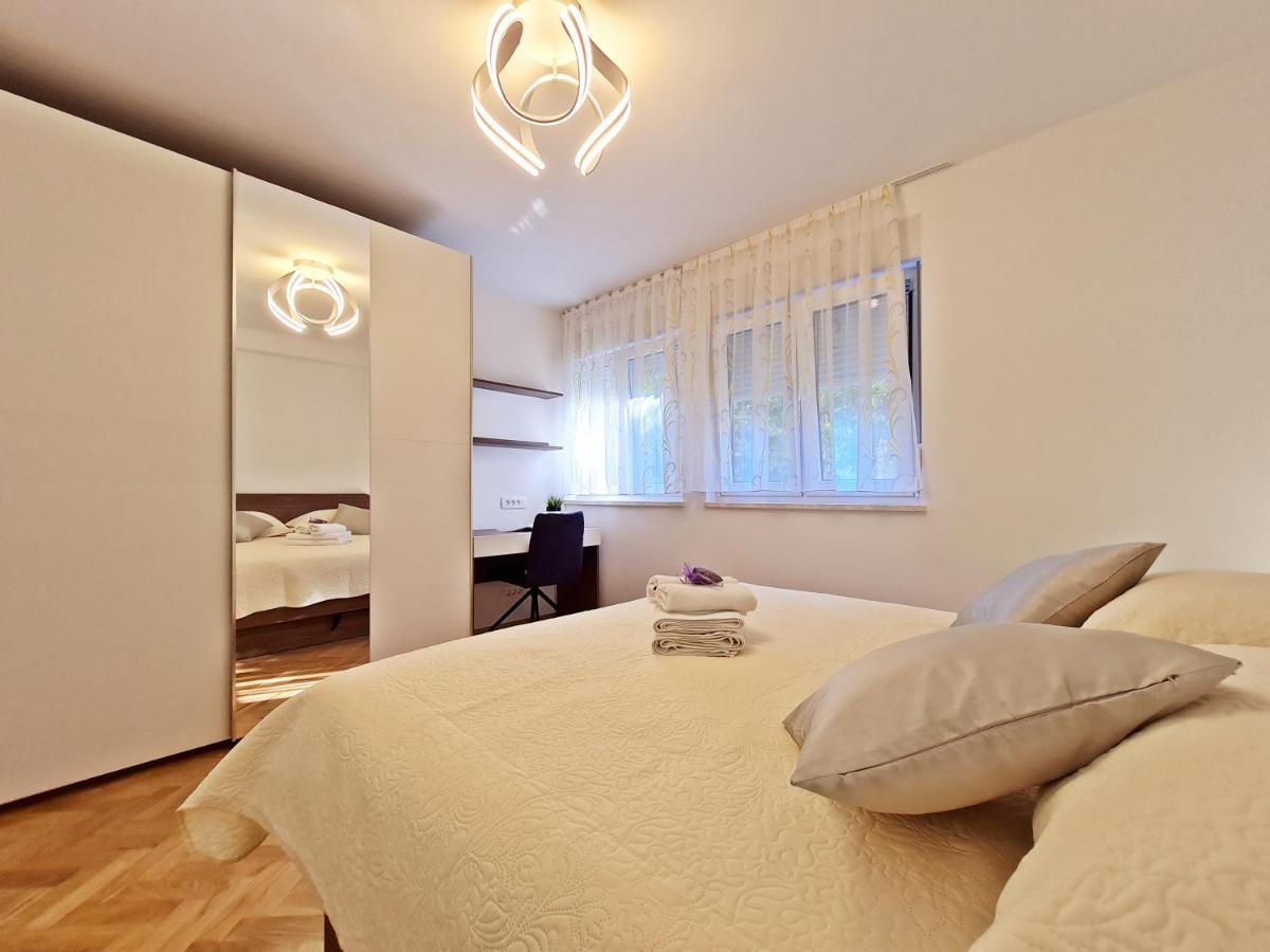 Split City Apartment Rosemary المظهر الخارجي الصورة