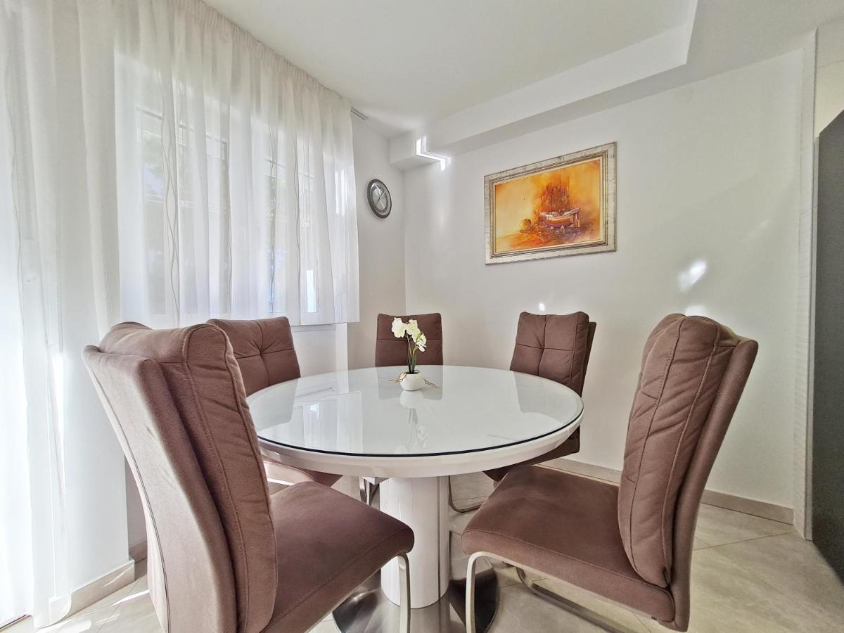 Split City Apartment Rosemary المظهر الخارجي الصورة